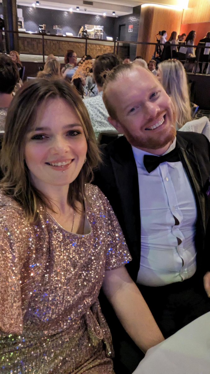 SocialModelAU's tweet image. The Golden Pineapples was an absolute blast with @SeanHowells6 + Amy and their partners!

Huge thanks to Leigh, Bill, and Maree for their hilarious hosting, plus Geordie for the amazing production