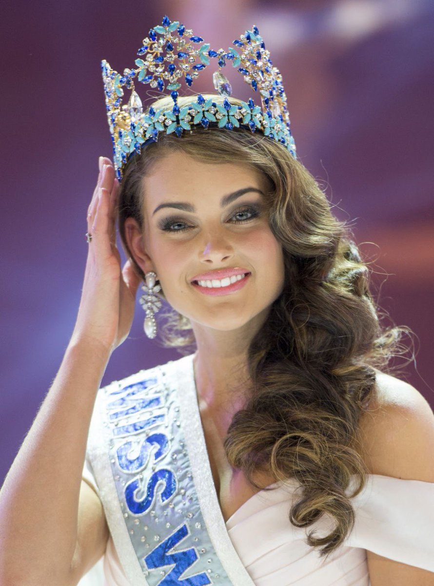 bolorza37067088's tweet photo. 🕊️Өглөөний мэнд 🕊️
#Miss_World 2014❤️
#Rolene_Strauss- SOUTH AFRICA 🇿🇦 https://t.co/mVnMJRIDqV
