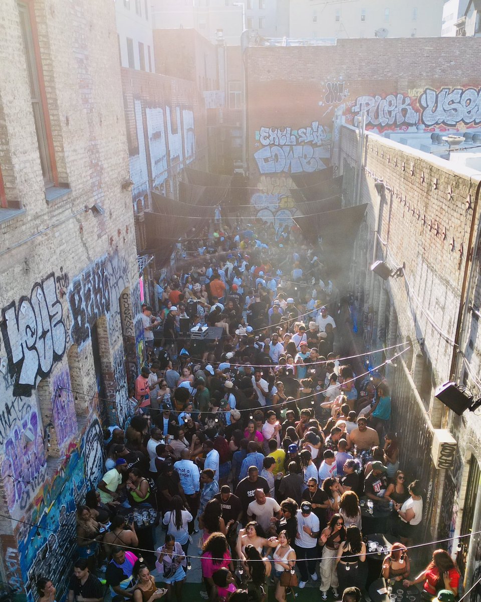 Not a man of many tweets so..

<a href="/SUNDAZESF/">Bay's #1 Day Party</a> was sundazeing.