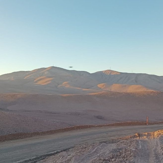 sandova72's tweet photo. @RinconSalfate Mira estas fotografías tomadas en la pampa del Tamarugal...entre Nueva Victoria y pozo Almonte...hace 2 semanas....me comentas... https://t.co/qbMCZZxZTR