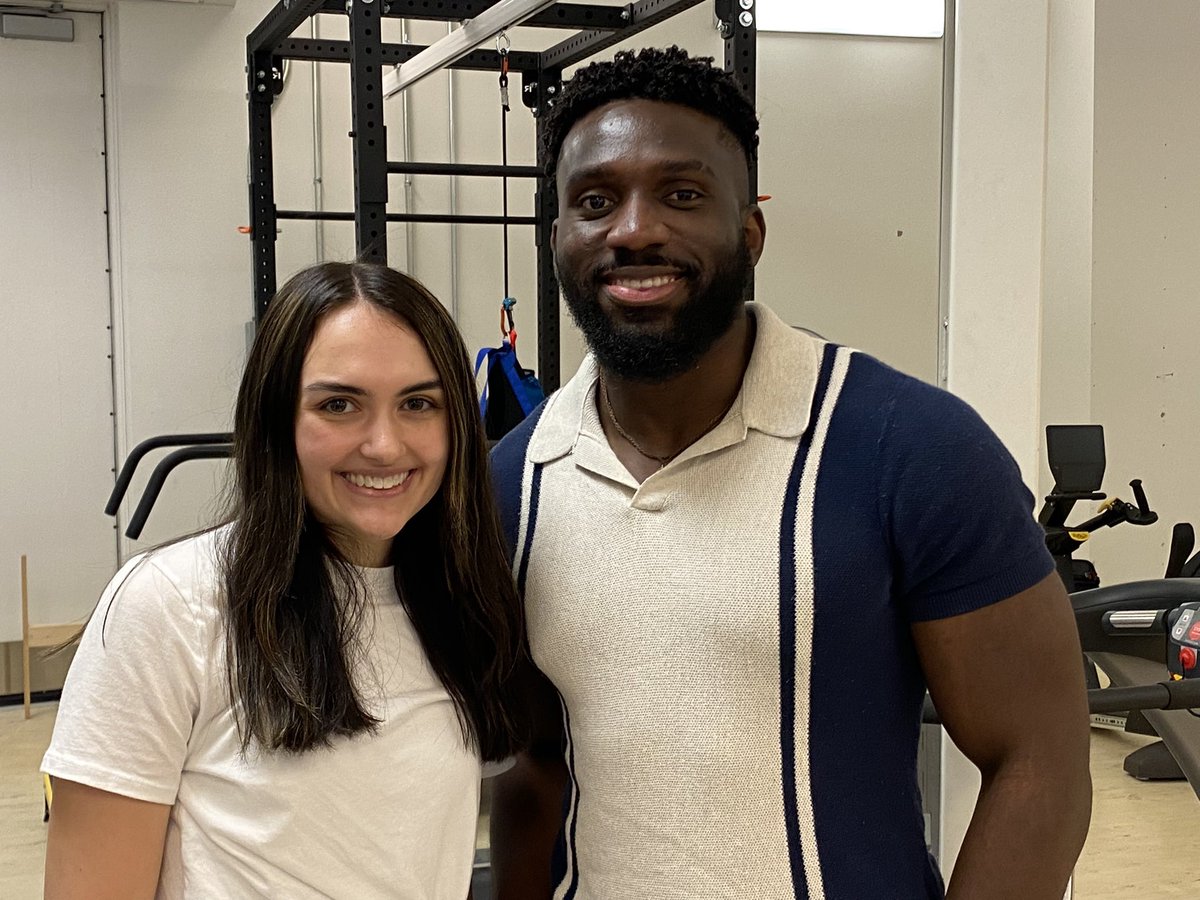 Sandy_REACHLab's tweet photo. Excited to have summer learners in the #REACHLab. Shem is a #BHTP summer T32 MD student through @KUALZ. Bella is spending time through our KEE program at KUMC.  They are already contributing to several projects. #research #summerfun https://t.co/AMBLHouaYO