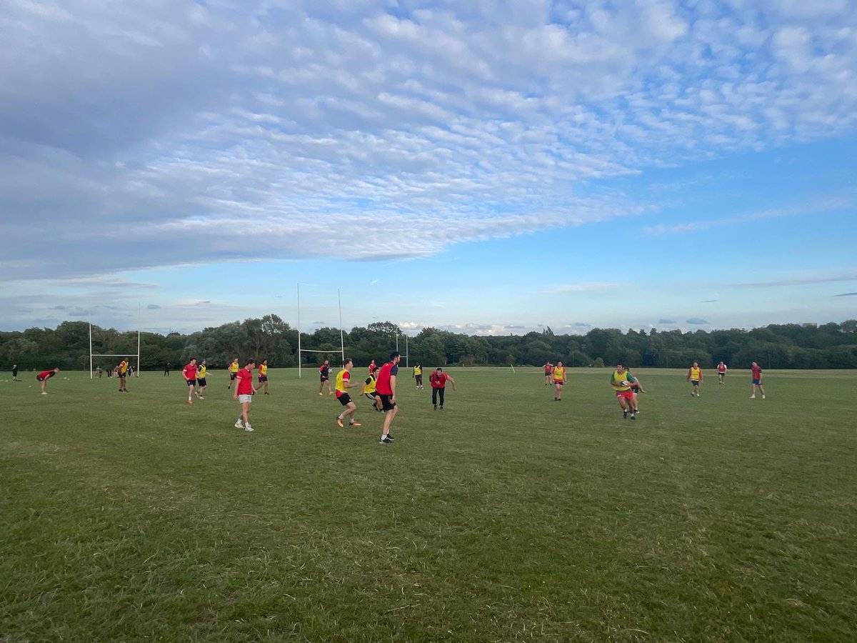 FinchleyRFC's tweet photo. #PreSeason #Seniors #FinchleyRFC #Rugby - Join us on Mondays &amp; Wednesdays 7.30pm - 9.00pm #UpTheFinch #WePlayRugby https://t.co/0DEuyldH6A