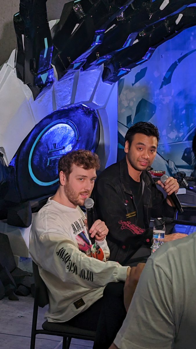 AhegaoLinkle's tweet photo. Saw the true ones at the Snowbreak Containment Zone booth #SCZAX https://t.co/7PV3tctAQ4