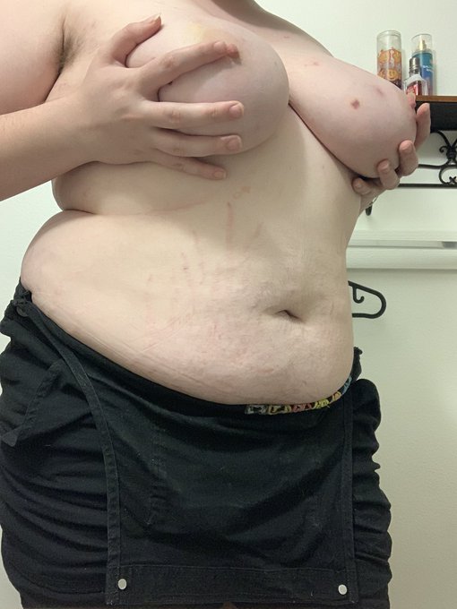 Hi friends!!! I am in a very precarious situation. I have been unemployed for over a month now, searching<a href="/tag/bbw"class="tags"><span>#bbw</span></a><a href="/tag/pussy"class="tags"><span>#pussy</span></a><a href="/tag/nsfw"class="tags"><span>#nsfw</span></a><a href="/tag/cnc"class="tags"><span>#cnc</span></a><a href="/tag/queerporn"class="tags"><span>#queerporn</span></a><a href="/tag/boypussy"class="tags"><span>#boypussy</span></a><a href="/tag/ftmporn"class="tags"><span>#ftmporn</span></a>
