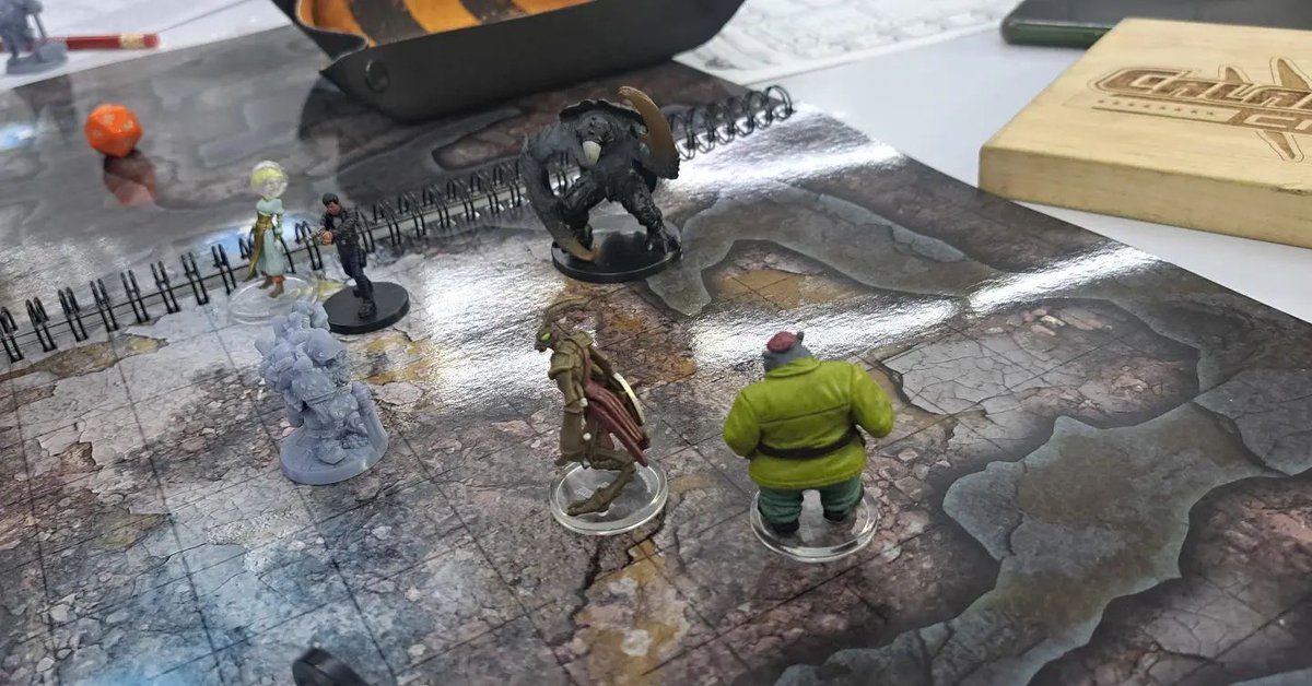 CalabozoCriollo's tweet photo. #Spelljammer in a nutshell! asi estuvo mi partida en el #GRANROLFEST con @DRAGONSNDOGS y @CalabozoCriollo en Caracas Mall! 

#dnd5e #rpg #roleplaying https://t.co/0W1E4Jovtl