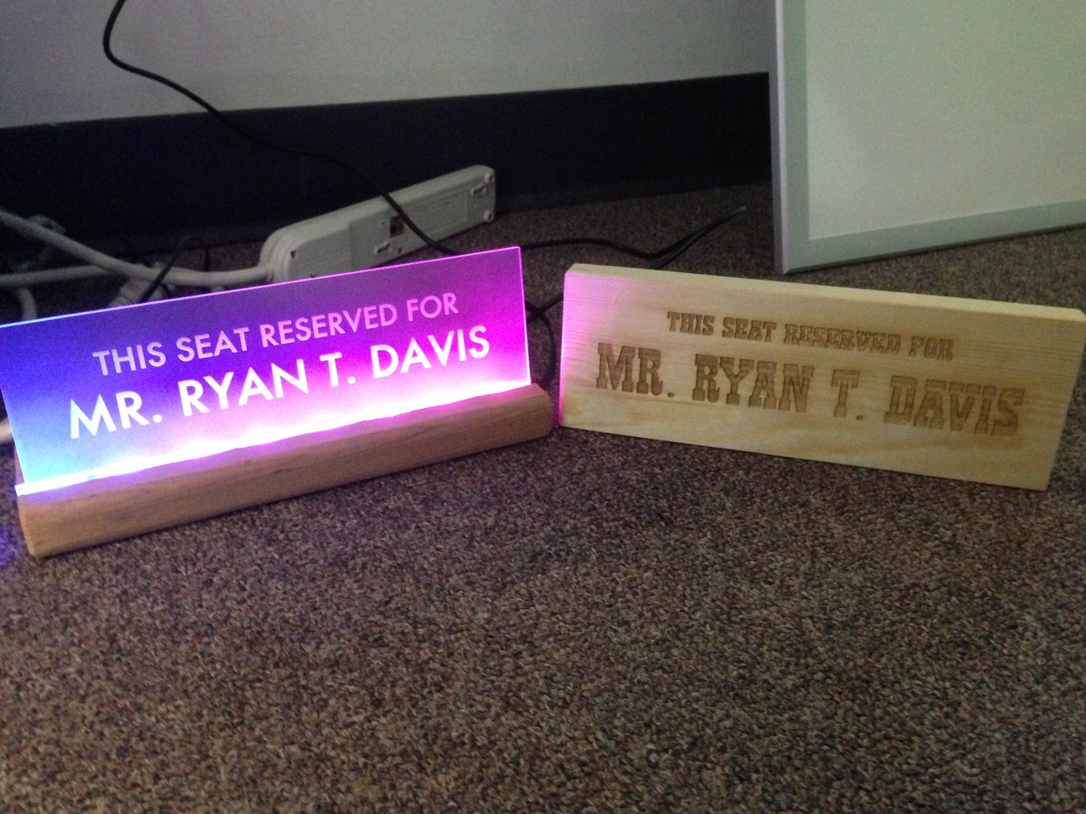 Doing some early prep for @CAExtremeOrg and was reminded that we lost Ryan Davis 10 years ago today. Miss him and wish that we were planning for Warlords cash games in a few months Don't think I mentioned I made two versions of the sign, one in a western theme because sombrero