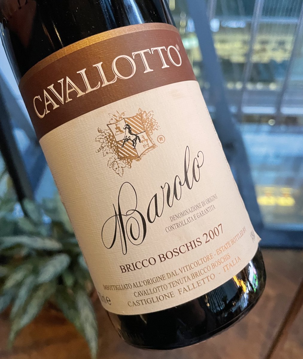 Cavallotto, Barolo, Bricco Boschis, 2007. This vintage is ready for drinking! Beautiful nose shows a great mixture of red/black fruits and mushroom, tobacco notes. I associate Cavallotto with gravelly tannins and firm oak, but the oak here has integrated well. Very pleasant!