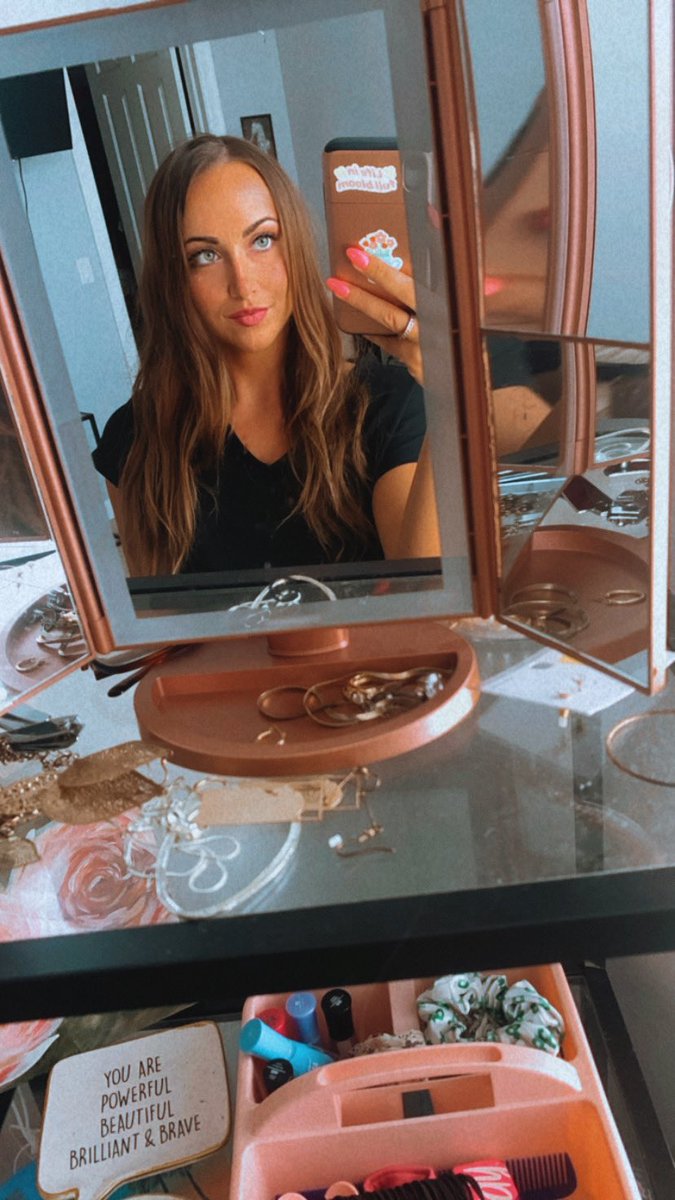 💋🤍🌇🏵🍓☀️