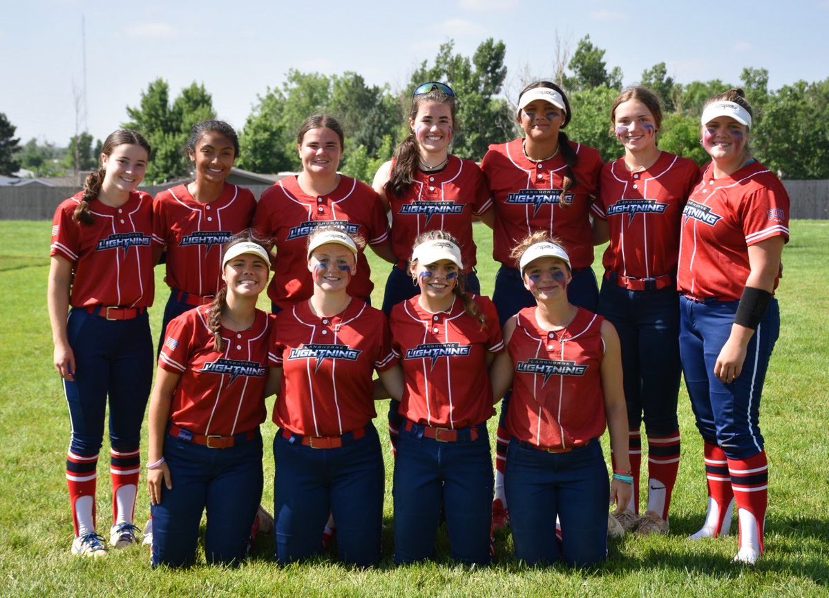 AWaskie2024's tweet photo. I couldn’t be prouder of @LLightningGold for how well we played our first time out in the Colorado Sparkler! Although the rain wasn’t on our side, we ended up 2-2 against some great competition! I batted .426 for the week with two homeruns! Can’t wait to be back here again:) https://t.co/Fhg50gCT7r