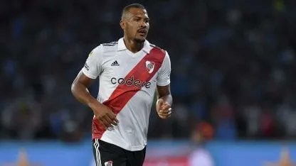 Salcocin9's tweet photo. @DiarioOle Ok Flamengo. Arreglamos en 10 listo, se llevan un JUGADORAZO https://t.co/w6UXaE0Qnt