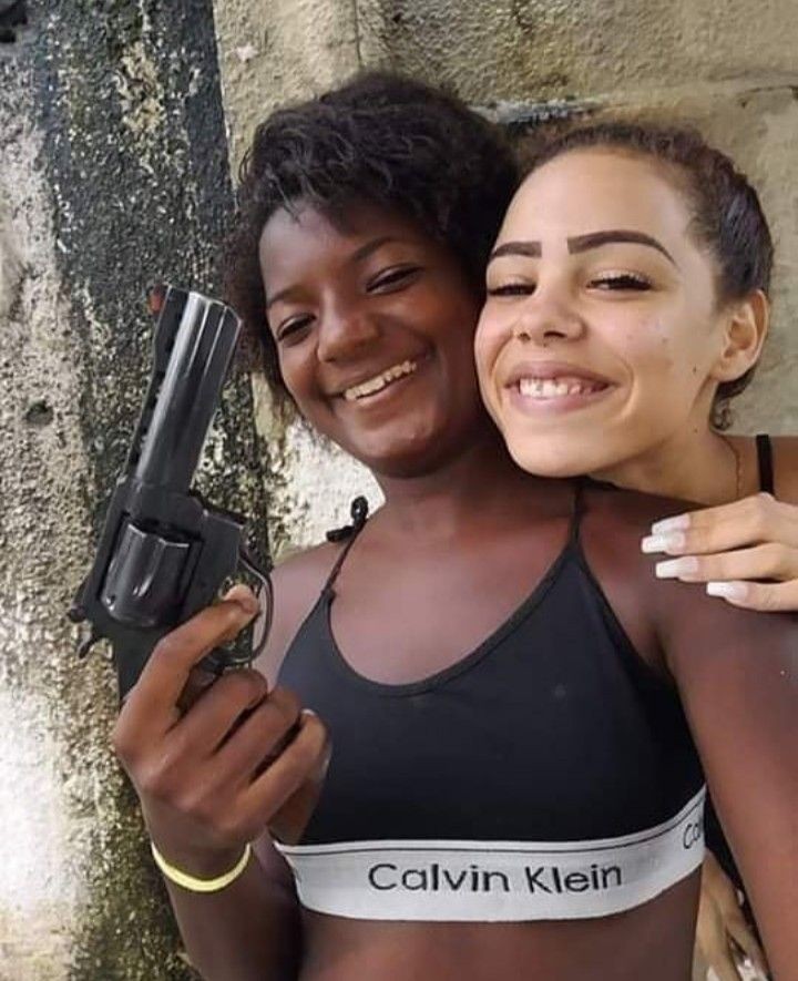 vamp4ire's tweet photo. elas n são doidas
eu i a de fé: https://t.co/mscKtsXUQ6