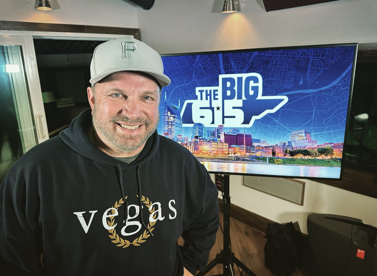 garthbrooks's tweet photo. Celebrating freedom ALL around the world!!!! love, g

Watch #StudioG here: https://t.co/TIaAx2ZaBZ https://t.co/7un9ojdbli