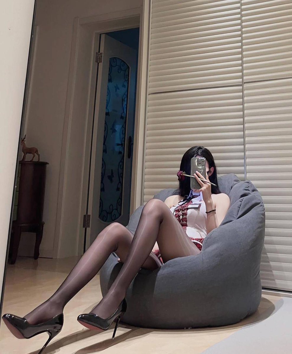 单身的女人比谁都更渴望性爱来满足自已  姿势够多，花样够骚，不怕被榨干就私信告诉我 💋 #马来西亚约炮 #马来西亚裸聊 #新加坡按摩 #新加坡约炮 #新加坡一夜情 #新加坡裸照 #新加坡骚货 #新加坡资源 #馬來西亞約炮 #马来西亚裸照 #马来西亚骚货 #马来西亚小姐姐 #丝袜诱惑 #JK制服