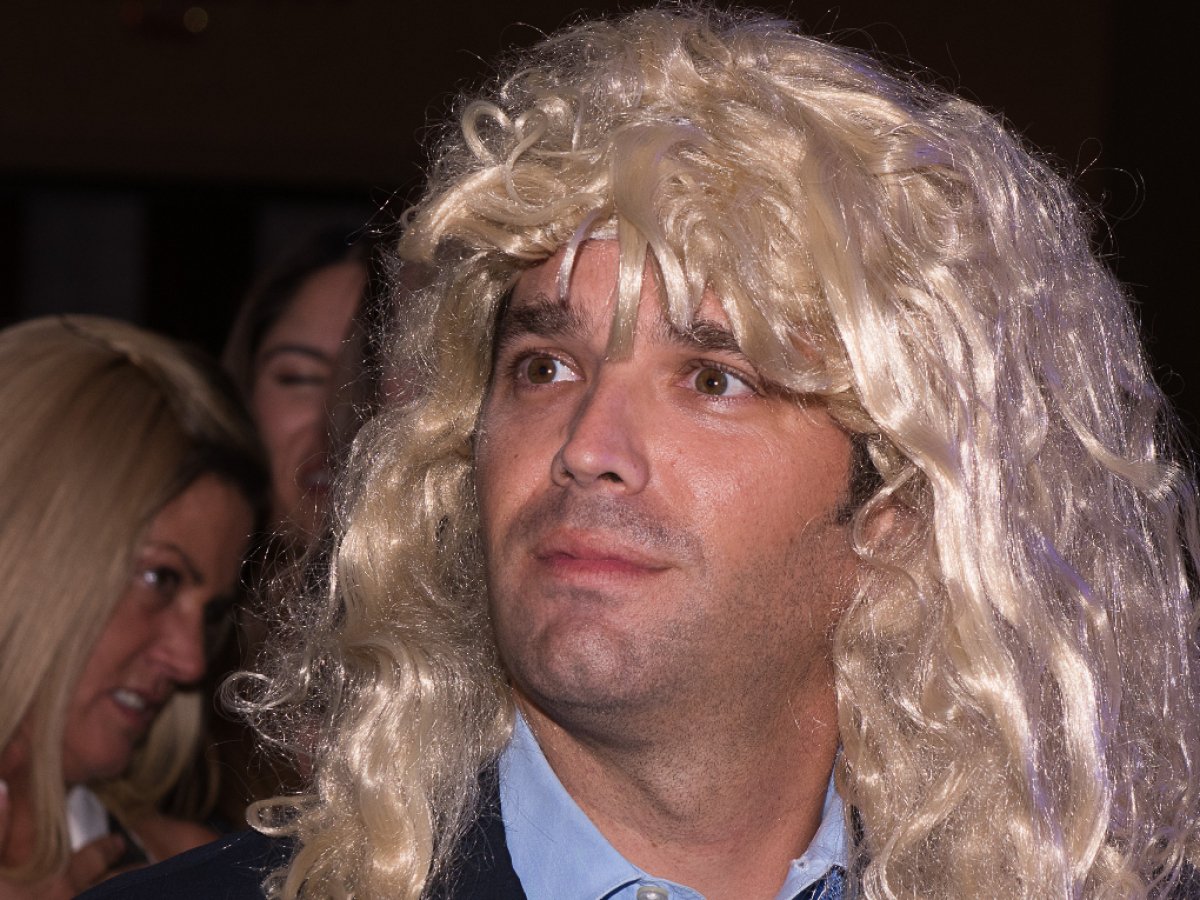 OptimisimLives's tweet image. Pot. Kettle. Black. #GOPPrivilege #JrCocaine #DonCokeHead #TrumpCrimeFamily