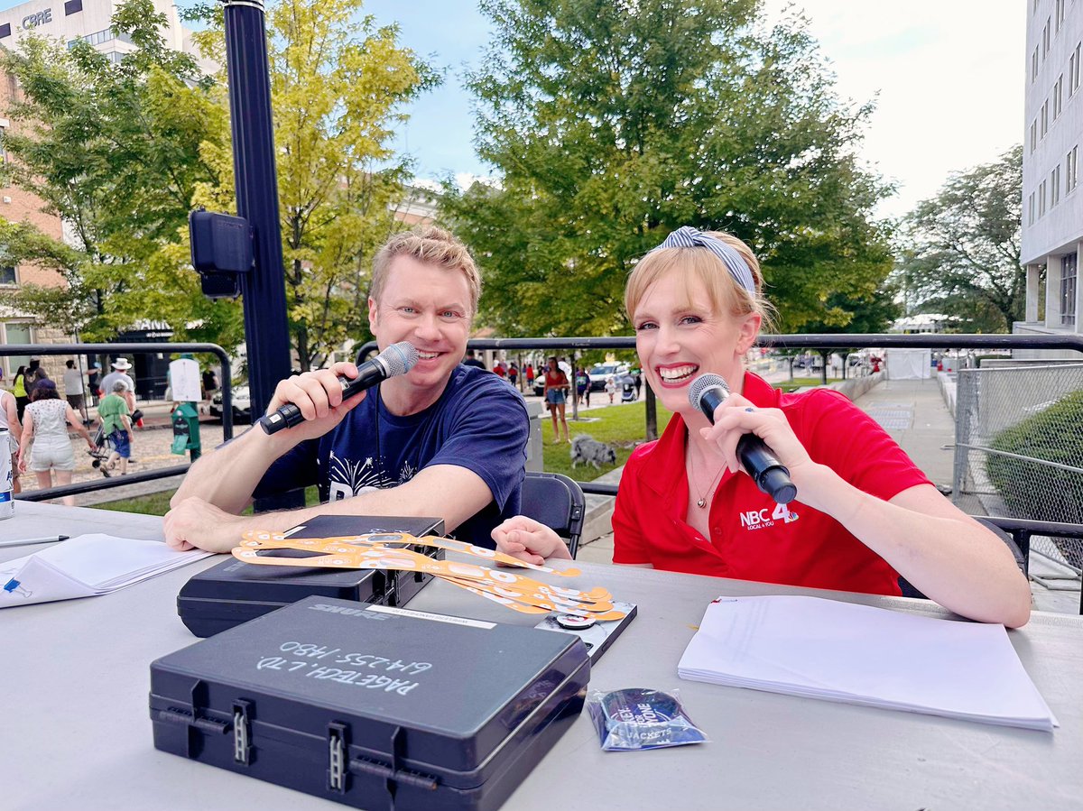 WhitneyAHarding's tweet photo. Had so much fun MCing the Red White and Boom! parade with Chris Davis from @979WNCI! #NBC4Boom #RWB23 @nbc4i https://t.co/hPV37jb62r