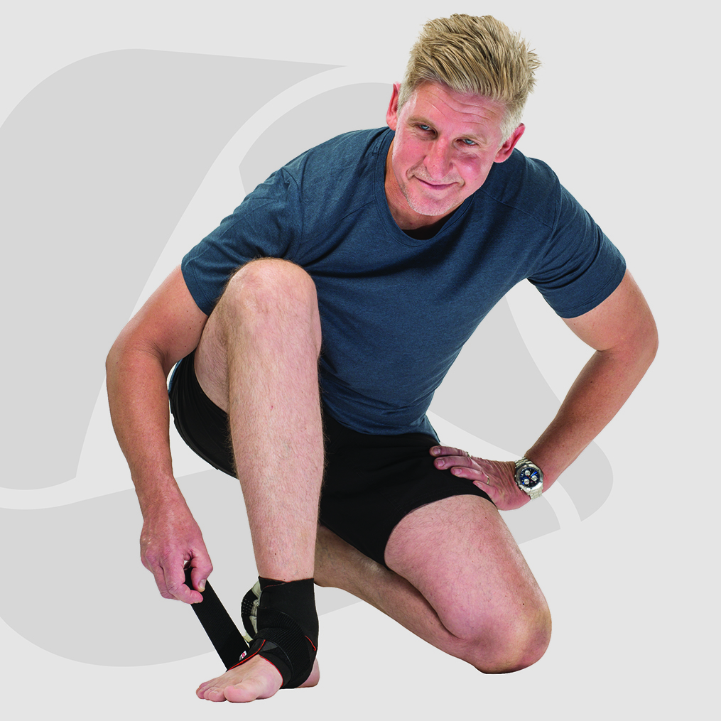 Personalise your level of compression. Our adjustable wrap designs help you get the right support where you need it most. 

#lifeunstoppable