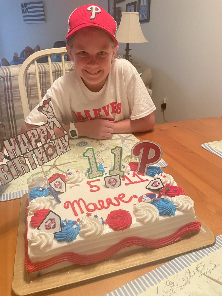 cmc413's tweet photo. Maeve had a Phillies themed birthday with a 5 on her cake for her Phavorite player, @bryson_stott10 @warrior_momma https://t.co/gHJTYeTvMJ