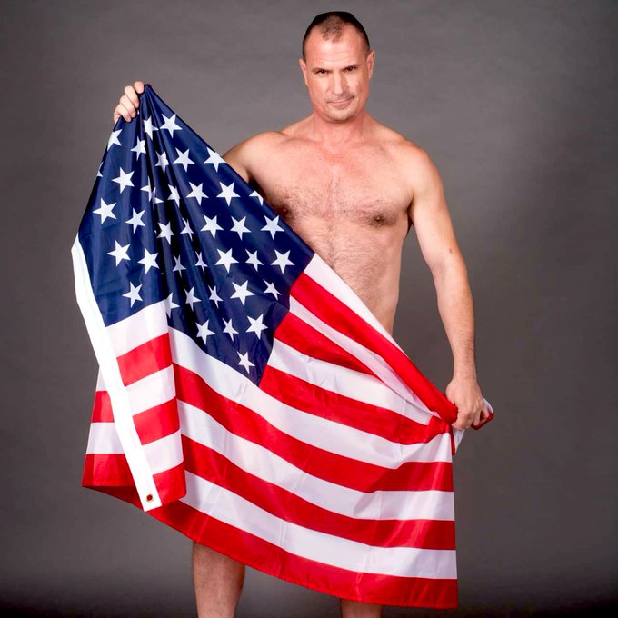 Happy 4th!! Photo: @SquirtOrg https://t.co/ioo93uS50p<a class="tags" href="/tag/squirtorg">@squirtorg</a><a href="/tag/kylieminogue"class="tags"><span>#kylieminogue</span></a>