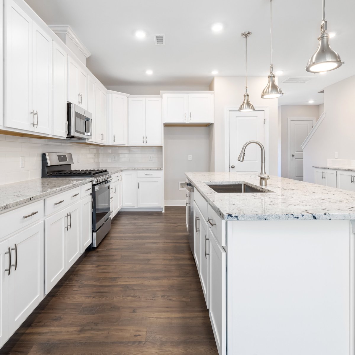 Looking for ways to incorporate red, white, or blue into your design? Here's a little inspiration!