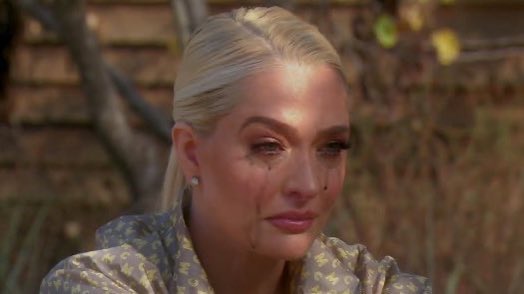 Me at the 4th of July party thinking about Kyle &amp; Mauricio separating