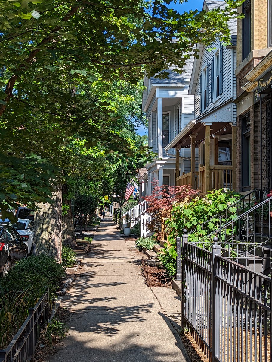 alanthefisher's tweet photo. Fuck white picket fences and driveways, this is the American dream  I want to publicly romanticize instead https://t.co/XkpRqZFXxP