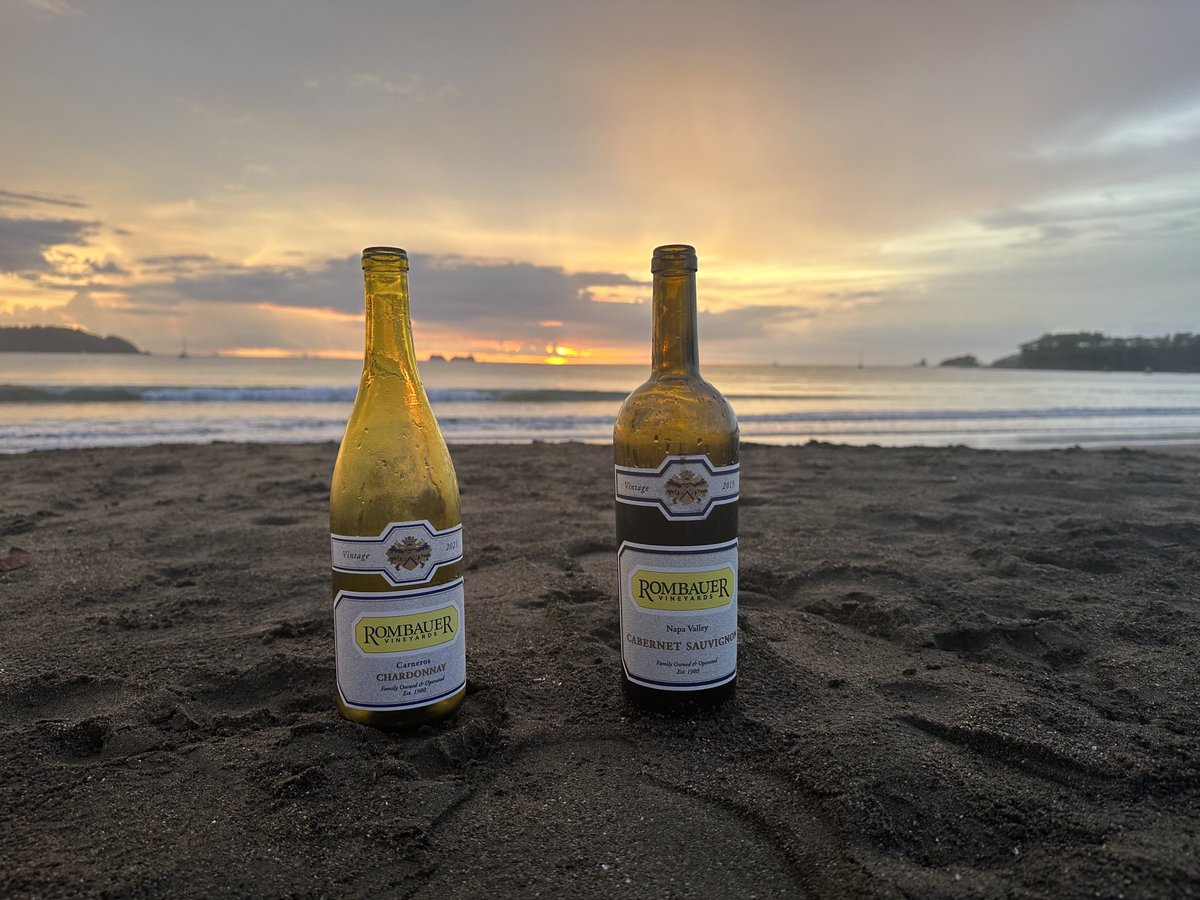 WB_IT's tweet image. Costa Rican #sunset
 ⁦@rombauervino⁩