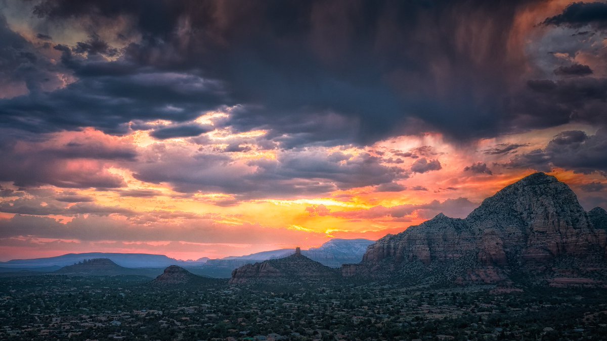 New Mints😊

LAST GASP

From: 'REPOSE - Evening Mantras'
- Editions of 2,000
- 1 tez
- Promo & Link in 🧵

#NFTs #arizonasky #WildfireSmoke