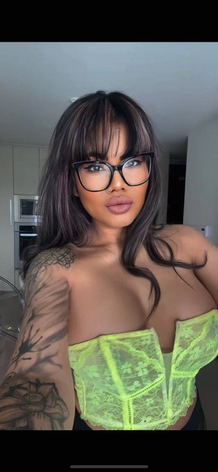 Face or body? What&rsquo;s your poison&hellip; 😝💦  #rt #asian #whatsyourmood #curves #onlyfans #RETWEEETMEPLEASE #linkinbio<a href="/tag/rt"class="tags">#rt</a><a href="/tag/asian"class="tags">#asian</a><a href="/tag/curves"class="tags"><span>#curves</span></a><a href="/tag/linkinbio"class="tags"><span>#linkinbio</span></a><a href="/tag/whatsyourmood"class="tags"><span>#whatsyourmood</span></a><a href="/tag/onlyfans"class="tags"><span>#onlyfans</span></a>