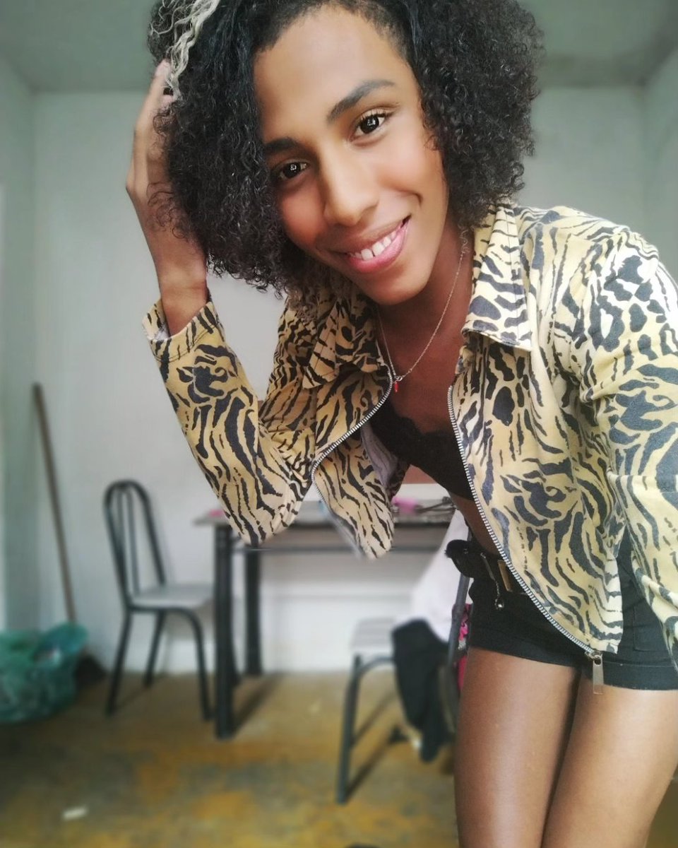 LeonSan55242003's tweet photo. "Não há nada de errado em amar quem você é."
🌱🦋✨🏳️‍⚧️💕

#trans #transmodel #transbrasil #Transvivencia #Seamando #FYP #viral #vivendo https://t.co/B6GUah9ZcT