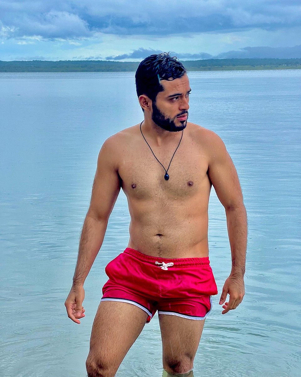 Para darle con todo al calor, una salida a la playa 🦑