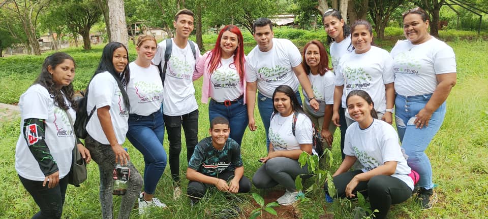 📱 • El pasado #1Jul desde el Mpio #DiegoIbarra el Movimiento EcoFeminista de Venezuela llevó a cabo la Siembra de Árboles y Sensibilización sobre el Medio Ambiente junto al FFB y el Movimiento SexoDiversidad 💚🌱🏳️‍🌈👩🏼‍🍳

<a href="/MinMujerVe/">Min. del PP para la Mujer y la Igualdad de Género</a> <a href="/d_guzmanl/">Diva Guzmán</a> <a href="/DhelizAlvarez/">Dheliz Álvarez</a>

#ConMaduroMásPueblo