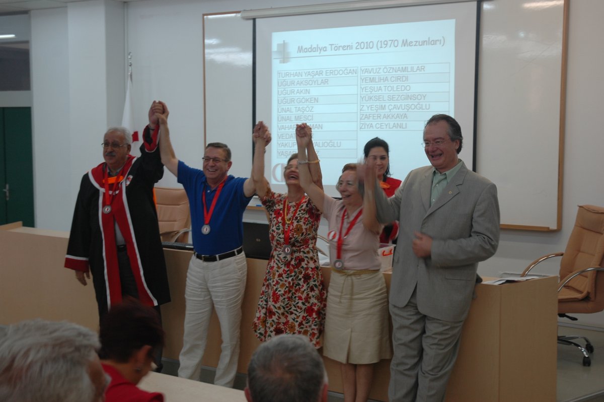 ODTÜ Mezunlar Günü: 8 Temmuz 2023 Cumartesi🎊

Etkinlik programı bu linktedir
mezunlargunu.metu.edu.tr/program/

14:00-17:00'de bölüm K1 binasında mezunlarımızla buluşacağız.Mezuniyetinin 10., 20., 30., 40., 50., 55. ve 60. yılını 🧿kutlayan mezunlarımıza anı madalyaları takdim edilecektir