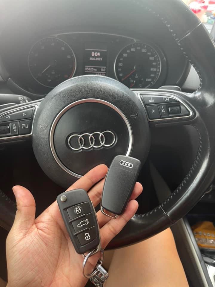 NhatKeys's tweet photo. Audi A1 add new key.... done
Programming new key with Xhorse VVDI2 machine! https://t.co/CGW3DAhFcv