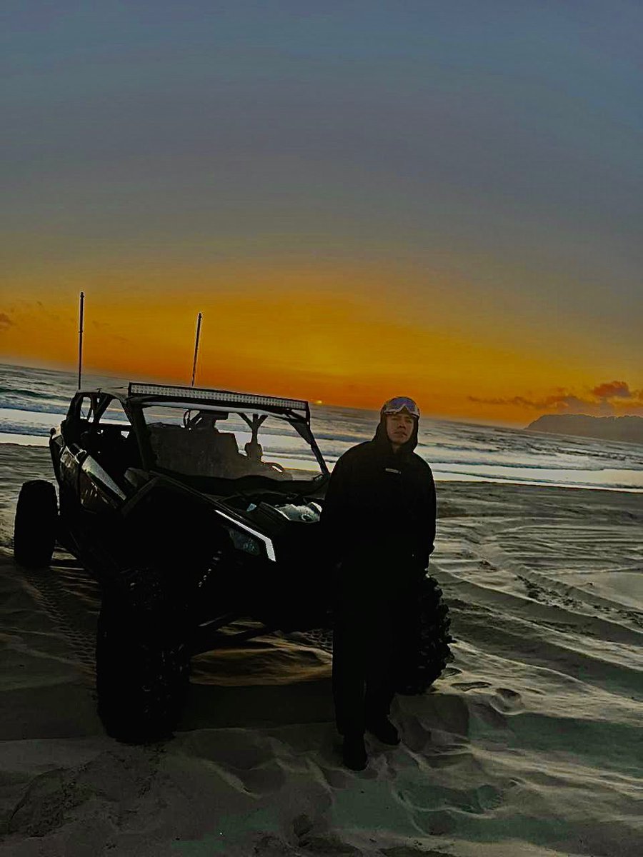 HenryTelez's tweet photo. Nothing better, than a sunset 🫶 https://t.co/PkXiXO2PFh