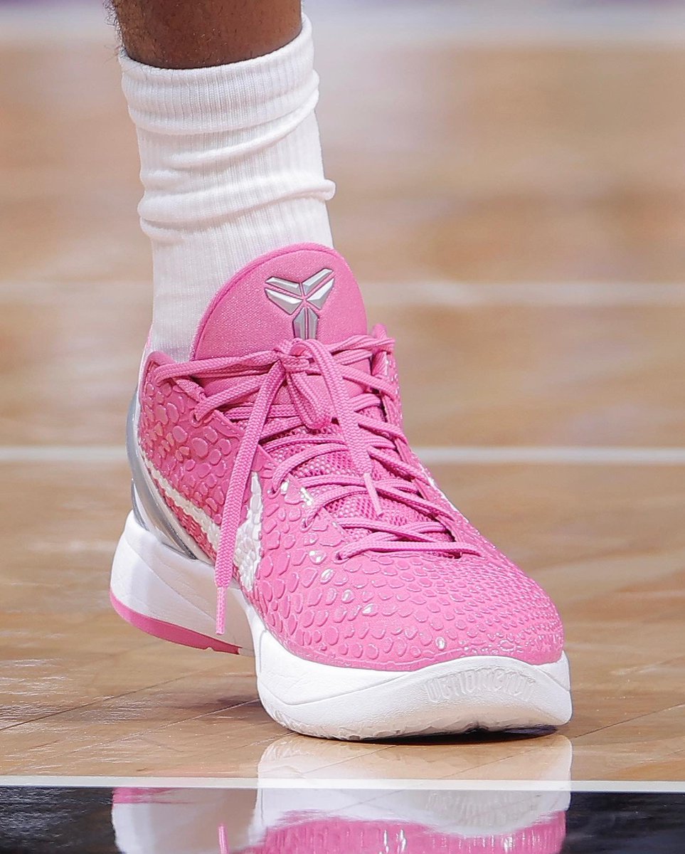 NBAKicks's tweet image. Brandon Miller made his #NBASummer debut in the “Think Pink” Nike Kobe 6 Protro! #NBAKicks