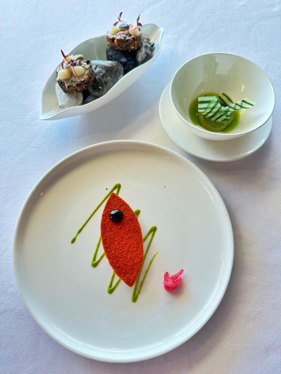 abbeyking's tweet photo. Fabulous lunch at Restaurant Une Table au Sud, Marseille, France.

For #foodpics of all courses, visit my #foodie blog at https://t.co/4kfMCaDG4e

#1michelinstar #UneTableAuSud #LudovicTurac #MichelinGuide #FoodBlogger #FineDining #Michelin2023 #MichelinStar #MichelinStarred https://t.co/DfFtyPvHEQ