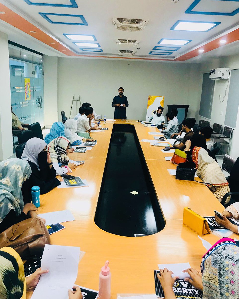 hasbunallah555's tweet image. A Colloquium on Uberization of the World was organised  at Peshawar , supported by @SASFLiberty and Collaborated with @n_influencers . A number of Students participated in this active discussion  .
#SFL #Uberization #2023
