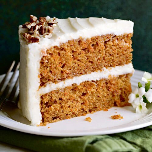 estheticviews's tweet photo. carrot cake 🧡 https://t.co/J0lbpkj91Q