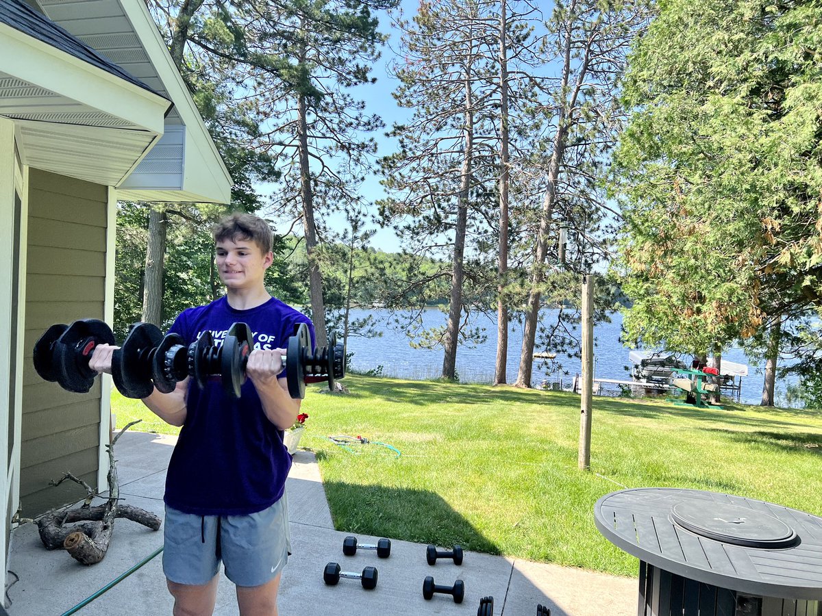 Kevin Arnold tweet media