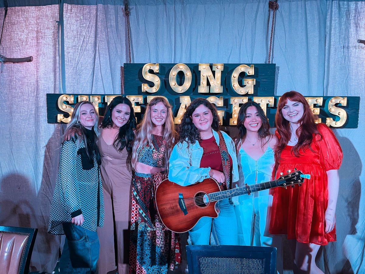 6PM SHOW 

Roller coasters are better when they are emotional ones🎢

If you missed the ride check out our YouTube channel for all the ups and downs!!! 

#LetTheGirlsPlay