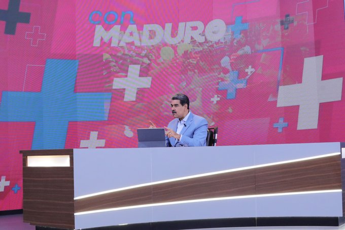 Jefe de Estado alertó que pretenden sembrar nuevamente el fascismo en Venezuela
n9.cl/7o1dc

#ConMaduroMásPueblo