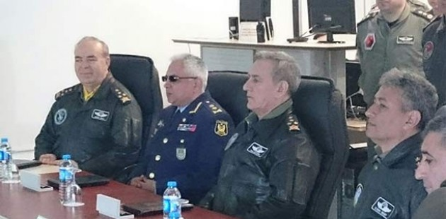 eternallawun's tweet photo. "Ne olduysa o gecede oldu! Sözde darbeci askerler, düğünde bulunan üst düzey komutanları derdest ederek darbeyi sonuçlandırmaya çalıştı. Ancak ne hikmettir ki düğünde davetli 8 paşanın hepsi derdest edilirken, Kuvvet Komutanı Abidin Ünal, korumaları ve özel uçağıyla elini kolunu+ https://t.co/A32TxpjUG3