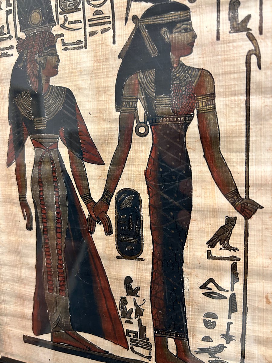 JonoCodes's tweet image. Early AI hand generation 😂
#AIart #AIphoto #Egypt