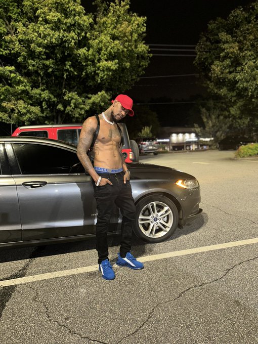 A nigga in the streets a slut in the sheets!!! Masculine bottoms winning! 🏆  Retweet: if u fucking with<a href="/tag/happyhumpday"class="tags"><span>#happyhumpday</span></a><a href="/tag/actoftheindigopanties"class="tags"><span>#actoftheindigopanties</span></a>