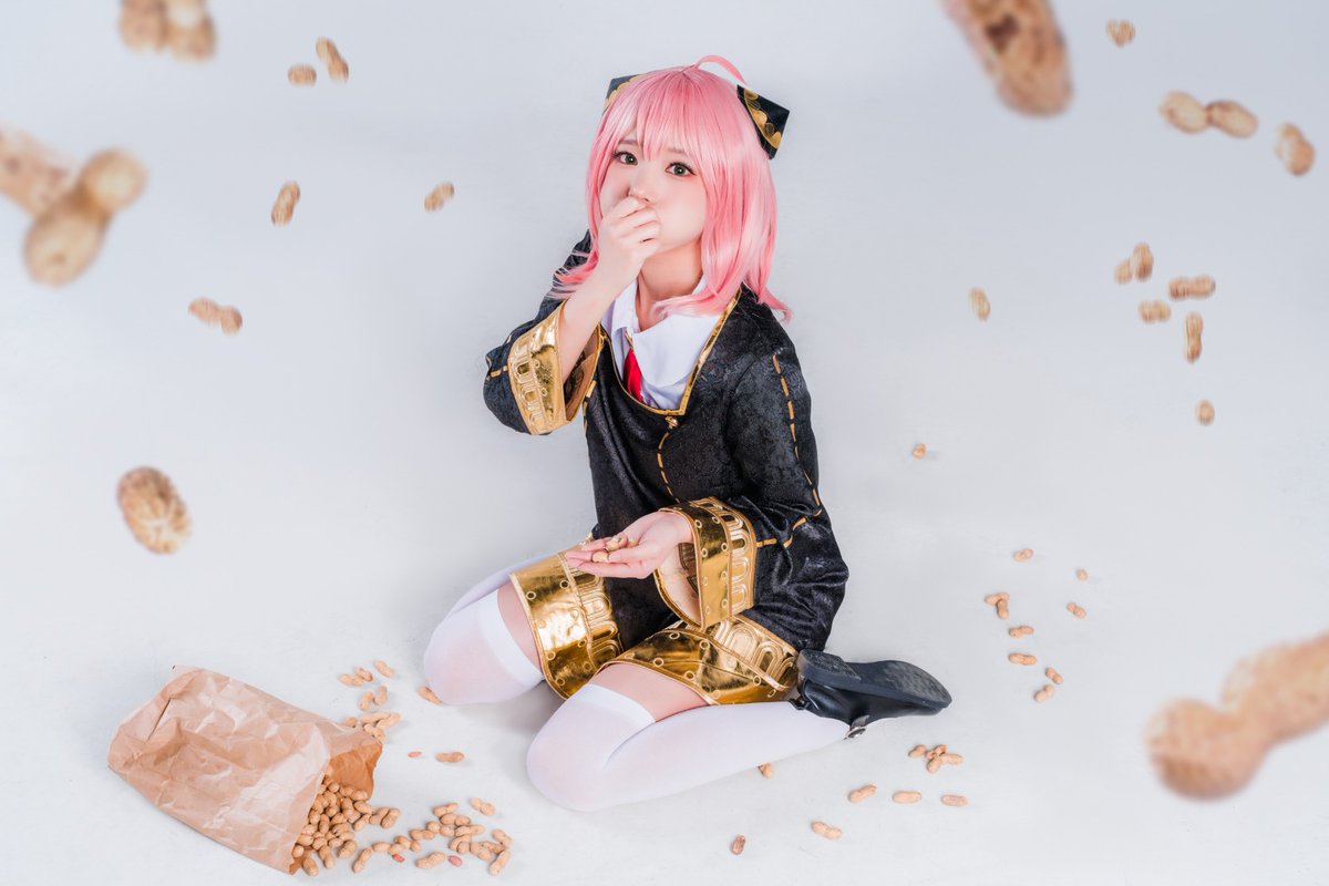 weare_csl's tweet photo. Anya enters Dungeons and Fighter! It's peanuts vs magic.

See more: https://t.co/qHoU2Jrgqj

Photos 📸 Gaeu

#cosplay #csl #haracos #anya #magician #dungeonandfighter #안야 #던파 #마법사 #슈마 #비류 #shuma #biryu https://t.co/gFUW37b81b