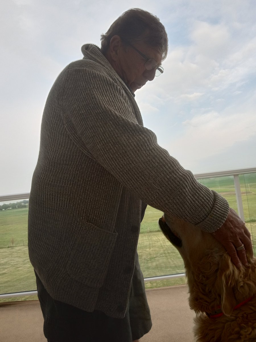 Sarah1985399's tweet image. Just a boy and his dog 🐶 🥰👌#myemma