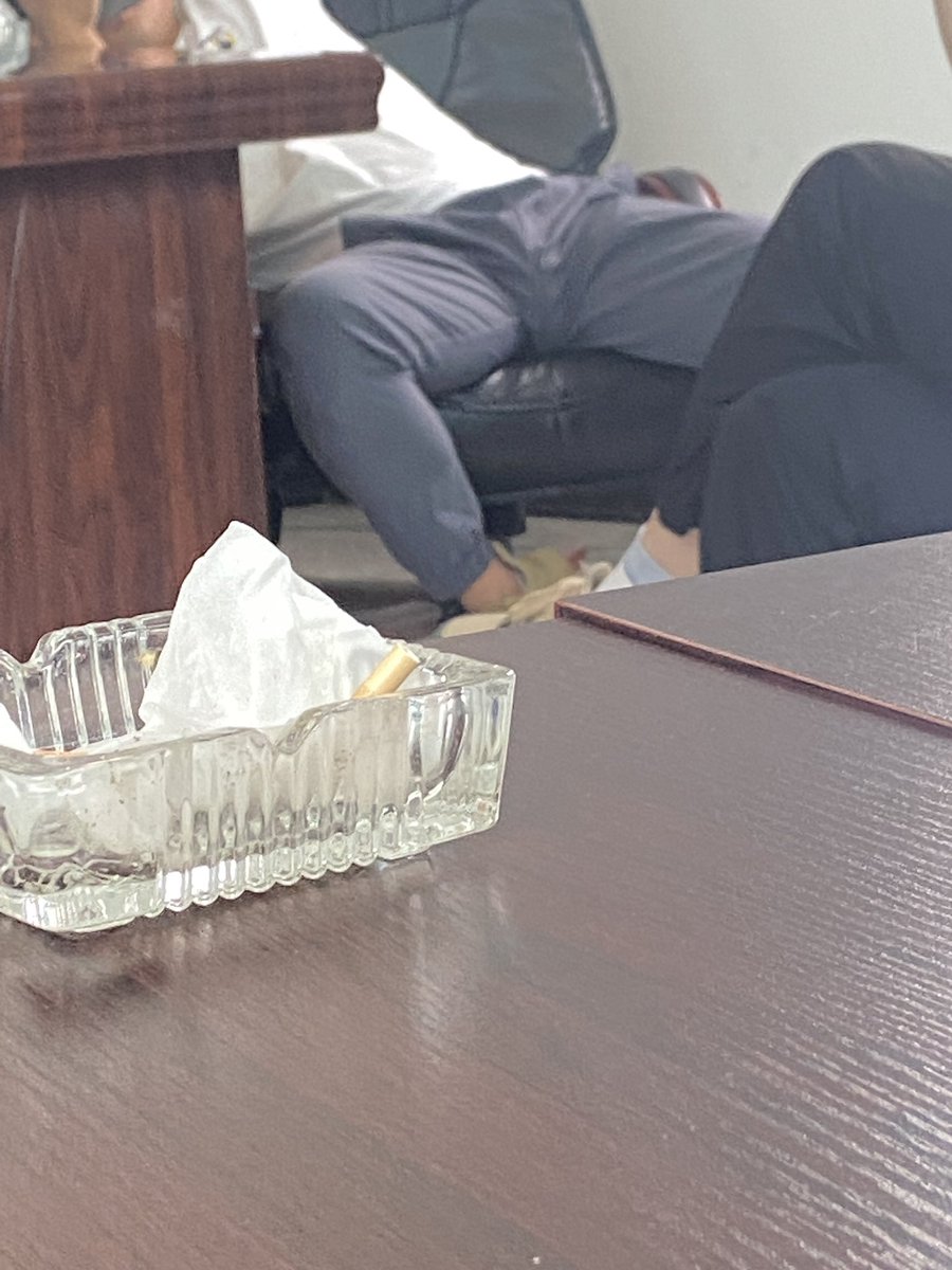 Rappreking's tweet photo. 已婚的这样躺着，对我们未婚的而言是不是不太好。 https://t.co/dJAXTj0YYm