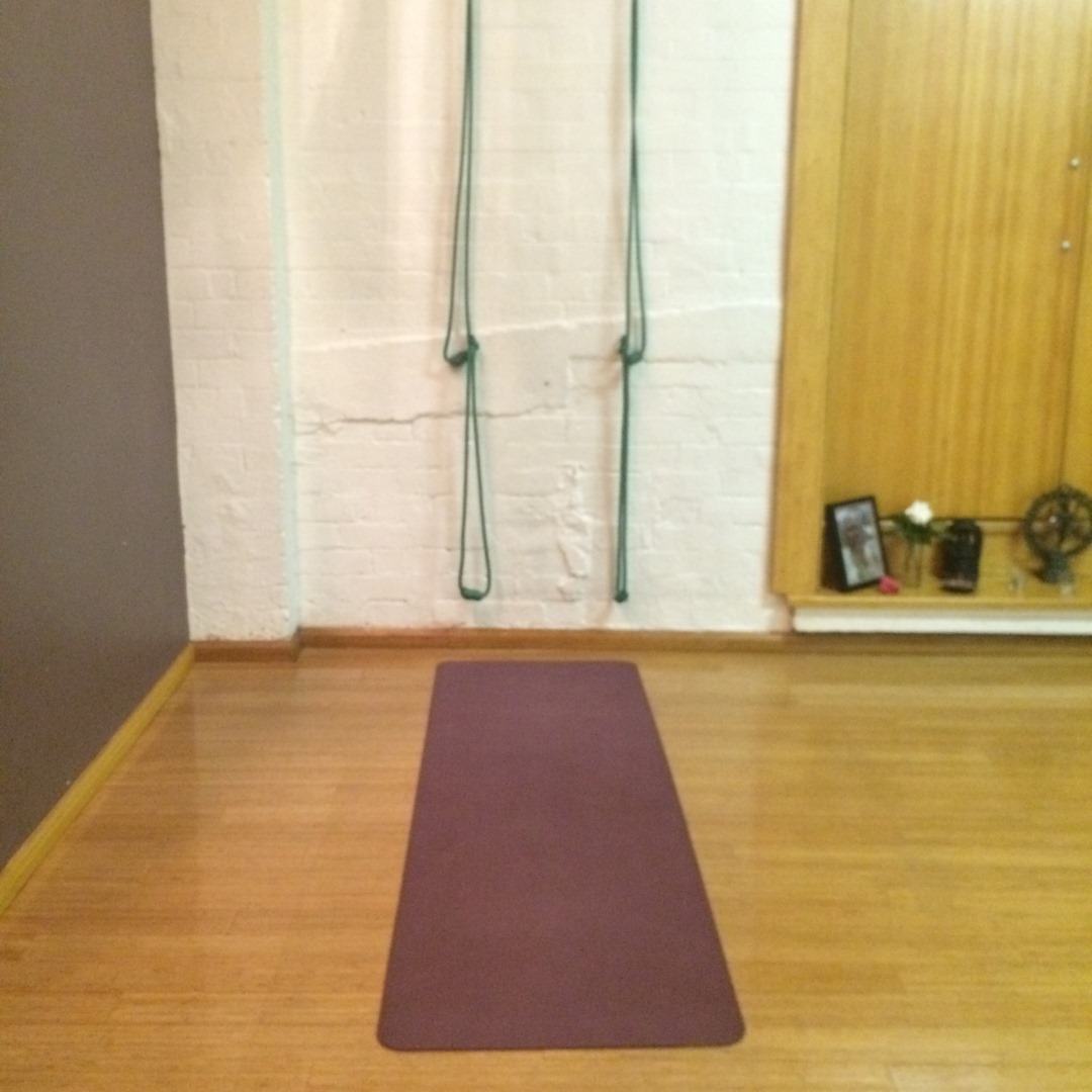 YogaToGoStudio's tweet image. Hey you - happy Tuesday, this spot has your name written all over it!

Learn the foundations of Iyengar yoga - alignment, timing, breath, balance, mindfulness and more...

More about our beginners courses: yogatogo.com.au/new-course-tim…

#beginnersyoga #iyengaryoga #beginnersyogacourse