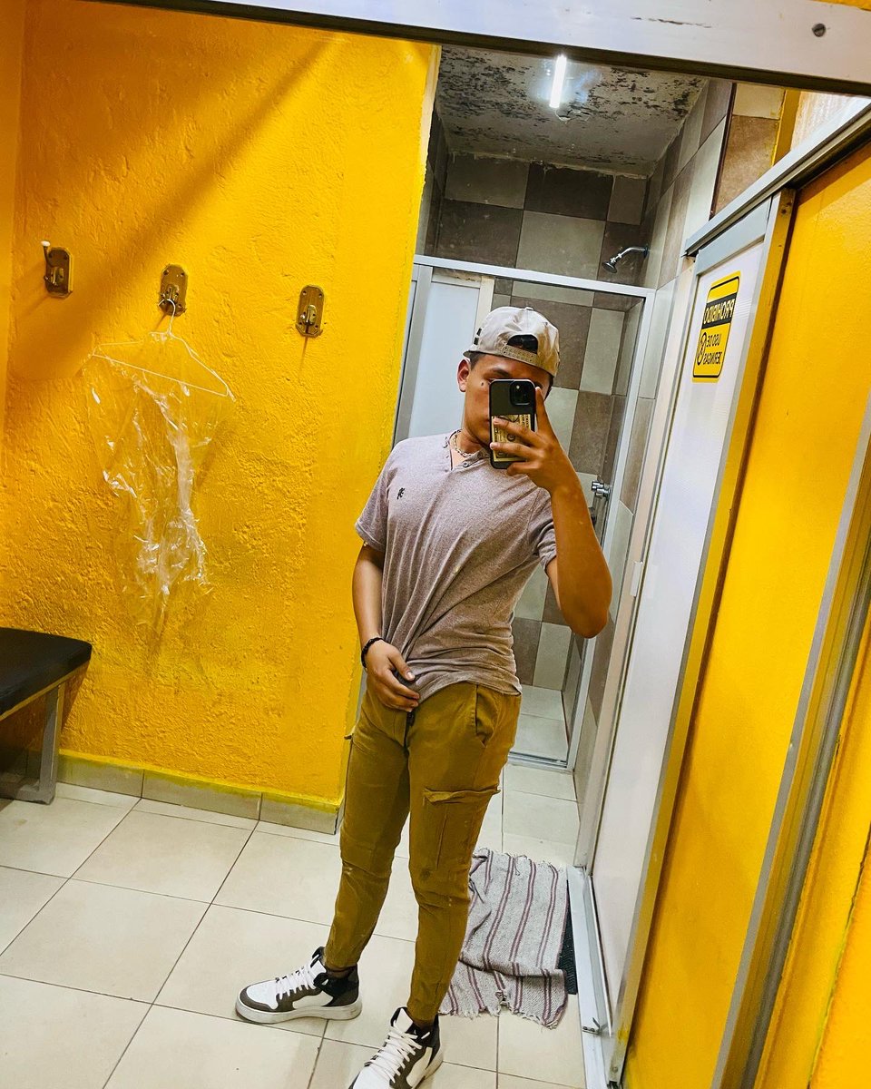 sebher_o's tweet photo. Hablen culeros ! Jaj 😏

#gay #activo @GrindrPuebla2 @PueblaG9y #GaySeksHikaye #SeductiveSunday #gayart #Puebla #single #twins #xx18 #xxx #XX888BET @MexicoGayTeens https://t.co/uKOSMEbNh3
