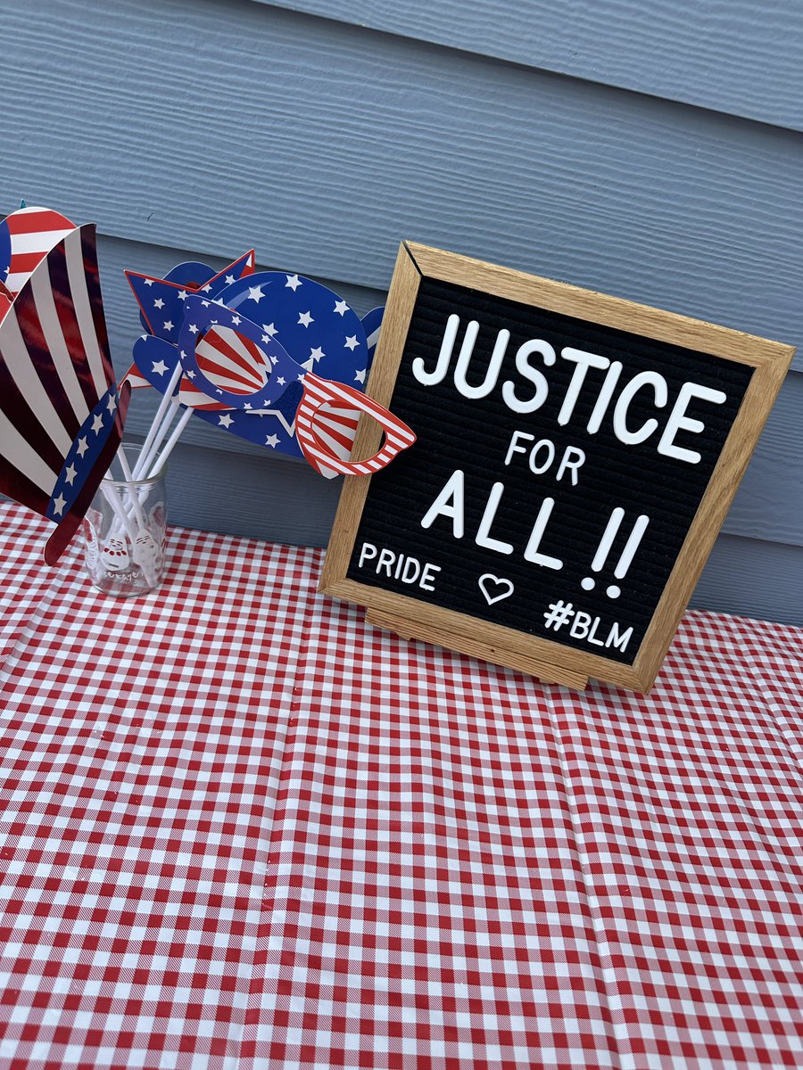 Fourth of July vibes.  #JusticeForAll